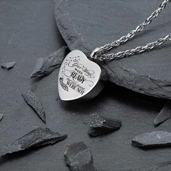 Chic Heart-Shaped Pendant Necklace
