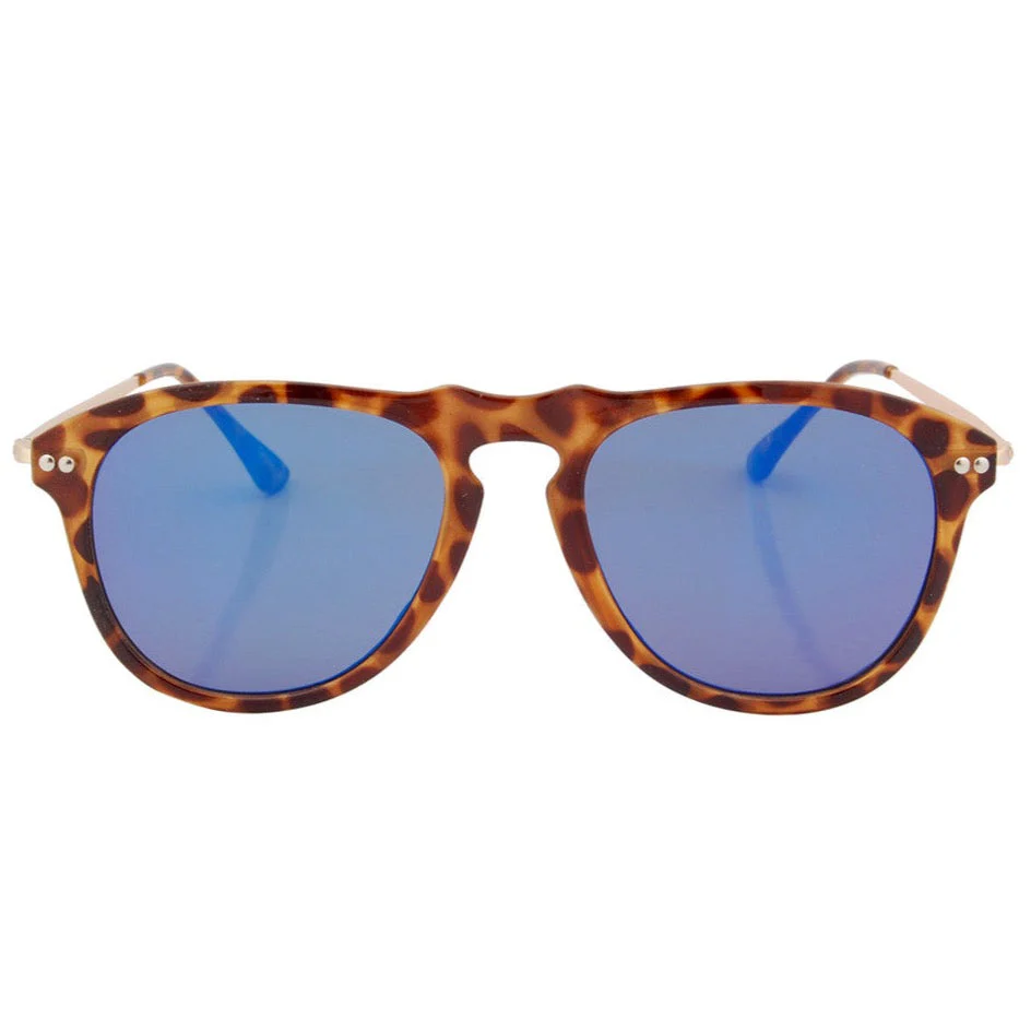 Elegant Frames That Speak of Timeless Style
